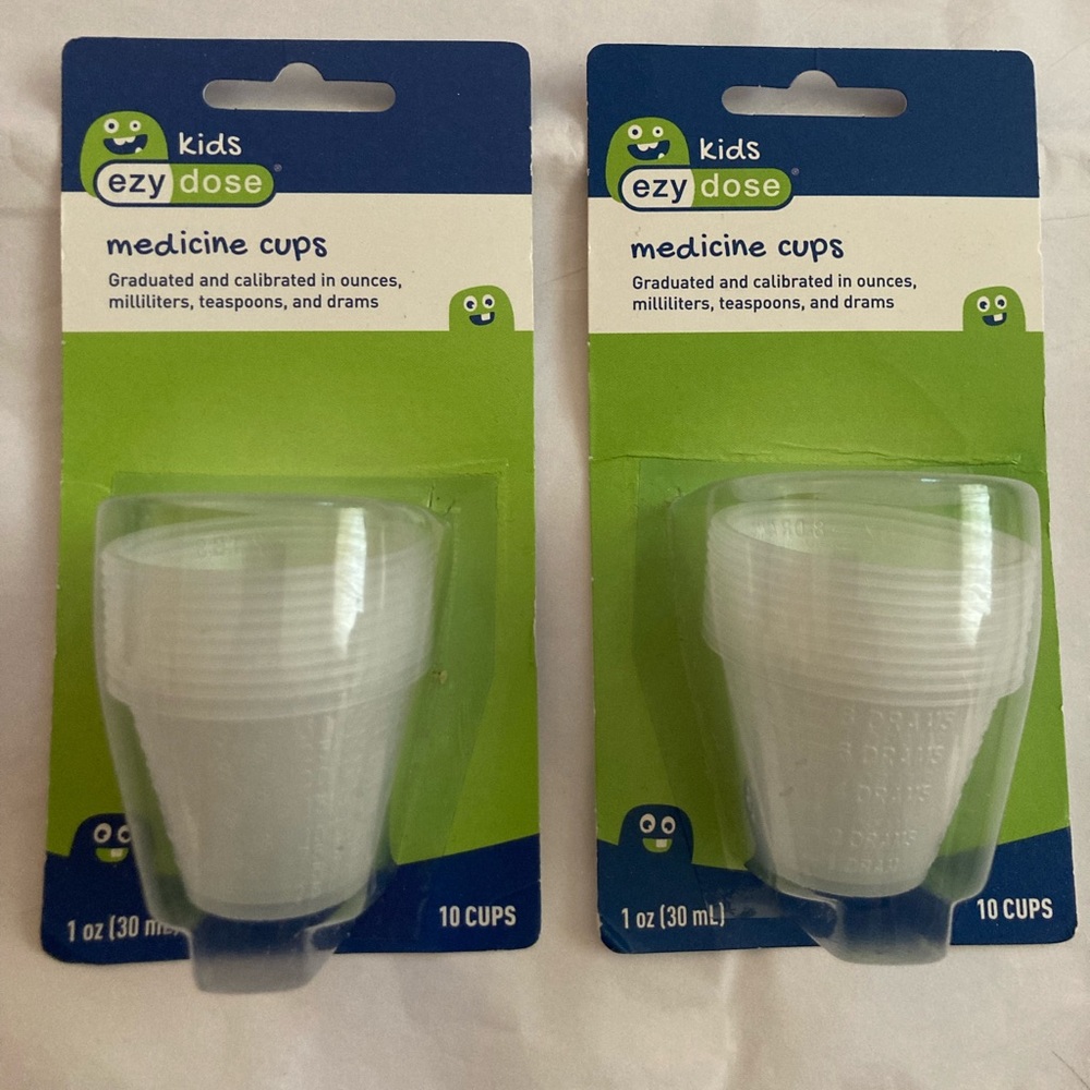 NWT EZY dose kids medicine cups 2 packages